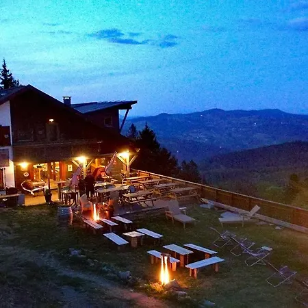 Nocleg ze śniadaniem Le Schallern *